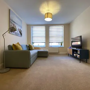 Apartment 1 Bedroom In The Heart Of, Bournemouth