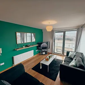  Apartment 2br Mountain View Centre United Kingdom